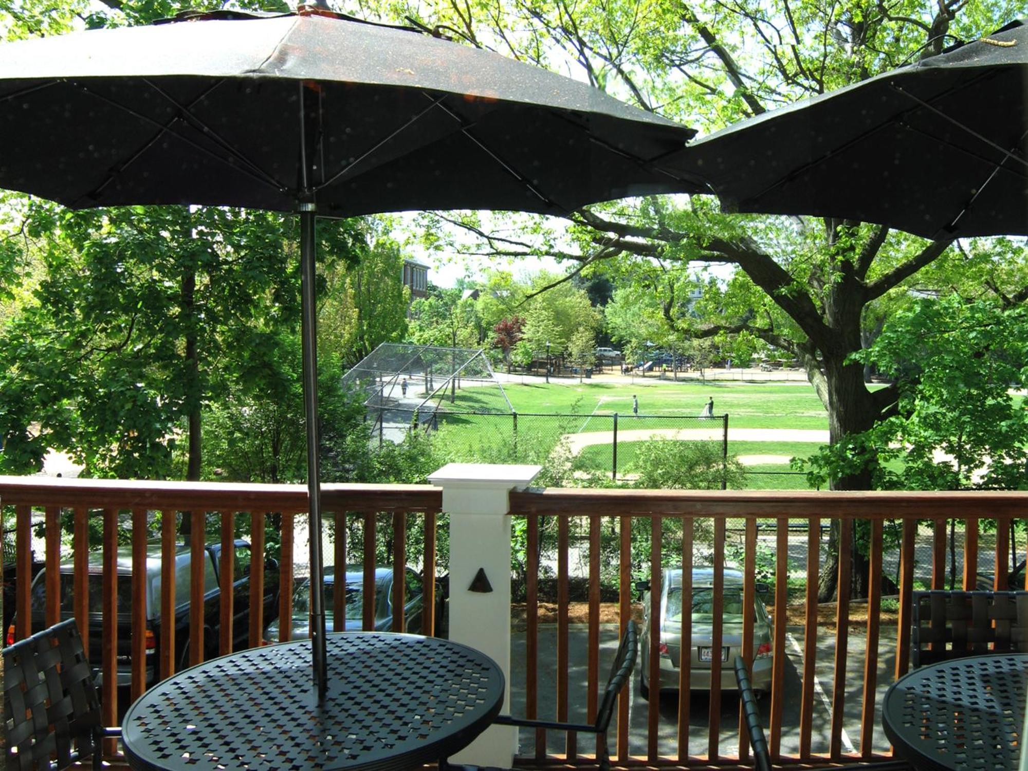 Longwood Inn Brookline Esterno foto